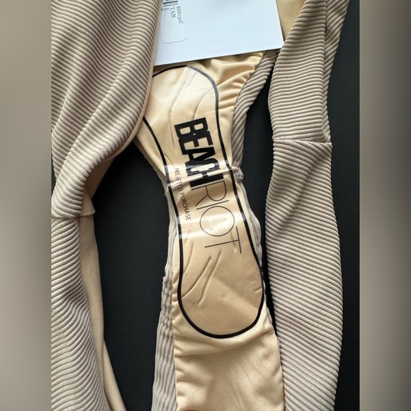 Beach Riot Peyton - Vanessa Bikini Set in Tan size L - Picture 10 of 15